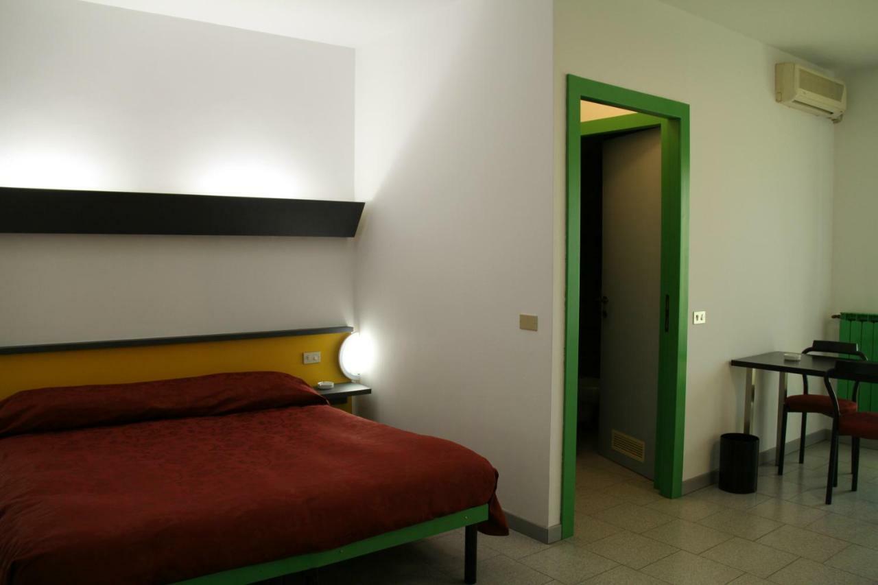 Albergo Nardini Lentate sul Seveso Exterior foto