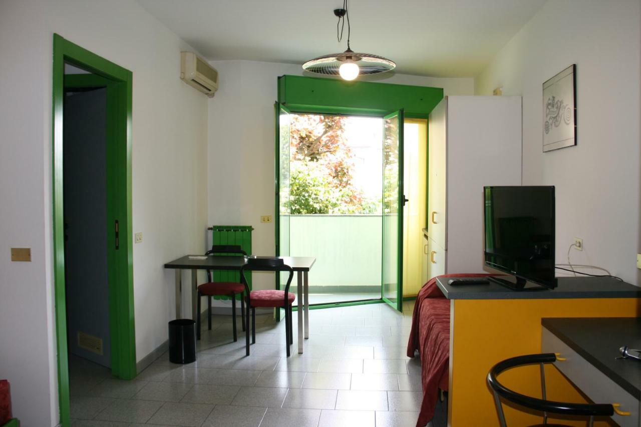 Albergo Nardini Lentate sul Seveso Exterior foto